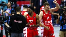 Блестящ Везенков поведе Олимпиакос към финал в Гърция