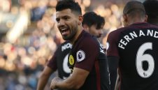 Агуеро измъкна Сити с два гола + ВИДЕО