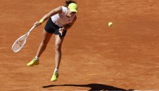 Ига Швьонтек се класира за третия кръг в Мадрид