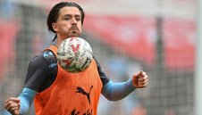 Наполи се насочва към Джак Грийлиш и Рахийм Стърлинг