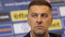 Ударно подмладяване в националния! Вижте кои играчи викна Кръстаич