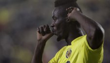 Юнайтед вади 40 милиона евро за бранител на Виляреал