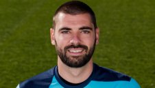 Още един футболист бяга от Левски, спасява се в Черно море