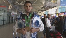 Българин става №1 в кикбокса за всички времена