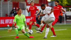 Гнабри: Заради цвета на кожата трябваше да работя двойно повече от другите