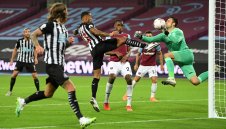 Свраките полетяха на "Лондон Стейдиъм"