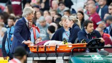 Уест Хям трепери за Ярмоленко, може да го загуби за половин година