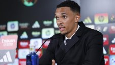 И Трент тъжи за загиналия Диого Жота