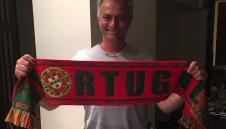 И Специалния празнува титлата на Португалия