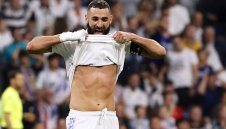 Разкъсаха Бензема от критики, Анчелоти го защити