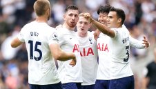 Тотнъм пак бие 1:0, вече е начело в  класирането