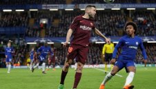 Вилиан: Ще е самоубийство, ако само се защитаваме срещу Барса