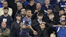 Тотнъм и ПСЖ правят мръсно на Арсенал