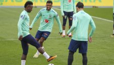 Винисиус сменя контузения Родриго