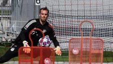 Байерн Мюнхен се задръсти с вратари