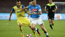 Хамшик отрязал Юве, Интер и Милан