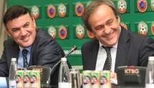 УЕФА създава европейски клубен турнир за слабаци?