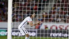 Вратар закопа ПСЖ срещу Бордo