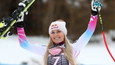 Трета поредна победа доближи Линдзи Вон до рекорд