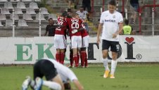 Десет от ЦСКА излъгаха Славия с куриозен автогол в 92-ата минута + ВИДЕО И СНИМКИ