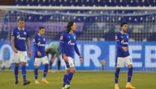 Пълен игнор за Русия: Шалке махна от екипите си името на руски спонсор