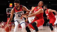 Бесни след резила: САЩ размазаха Иран с 54 точки разлика