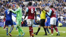 Петер Шмайхел: Този съдия беше на наркотици!