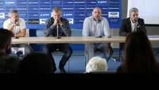 Спешна среща в Левски 