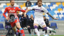 Каква титла? Фиорентина шамароса Наполи