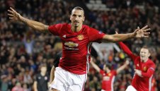 Ибра отказал луди пари от Китай, за да премине в Юнайтед