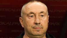 Играч на Мъри Стоилов се счупи и пропуска Мондиал 2026