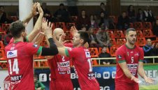 Жалко! Нефтохимик не успя да се противопостави на Олимпиакос в Шампионската лига