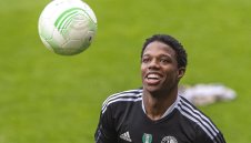 Ман Юнайтед набързо се разбра с Фейенорд за защитник