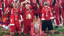 Ливърпул остана без важни бразилци