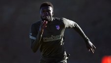 Арсенал плаща неустойката и взима халф на Атлетико