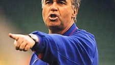 Досегашният помощник на Гус Хидинк в Австралия поема тима