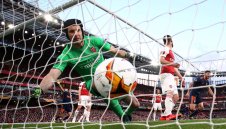 Чех се завръща в Челси като шеф