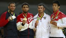 Руснакът Хасан удари палача на Ивайло в мача за златото