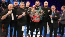 Бетербиев иска битка с Бивол, но...