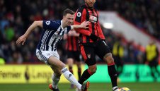 Тотнъм стиска палци УБА да изпадне, за да вземе Евънс почти за без пари