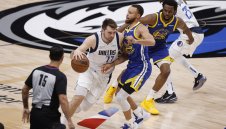 Лука Дончич и Маверикс удължиха серията срещу Уориърс