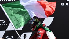 Баная лети към втора поредна титла в MotoGP