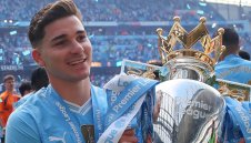 Какво се случва? И световен шампион зарязва Сити