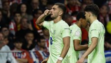 Барса пак превзе Мадрид, на финал е срещу Реал