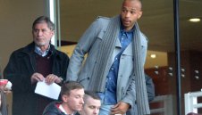 Анри напуска Арсенал след раздор с Венгер