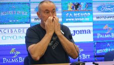 Мъри Стоилов се хвана за главата, нови проблеми застигнаха Левски