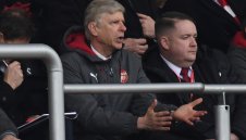 ФА изложи агресивния Венгер пред целия футболен свят