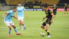 Гръм от ясно небе: Попето напусна Ботев Пловдив