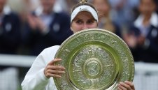 Чехкиня триумфира на Уимбълдън с първата си титла от Шлема