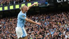 Йънг Бойс - Манчестър Сити